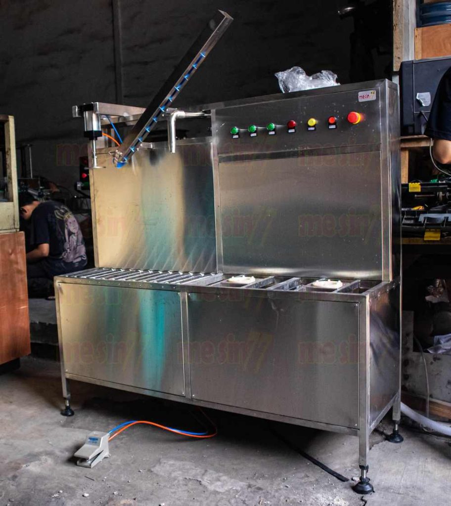 mesin galon air minum